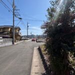 北東前面道路　東南(外観)